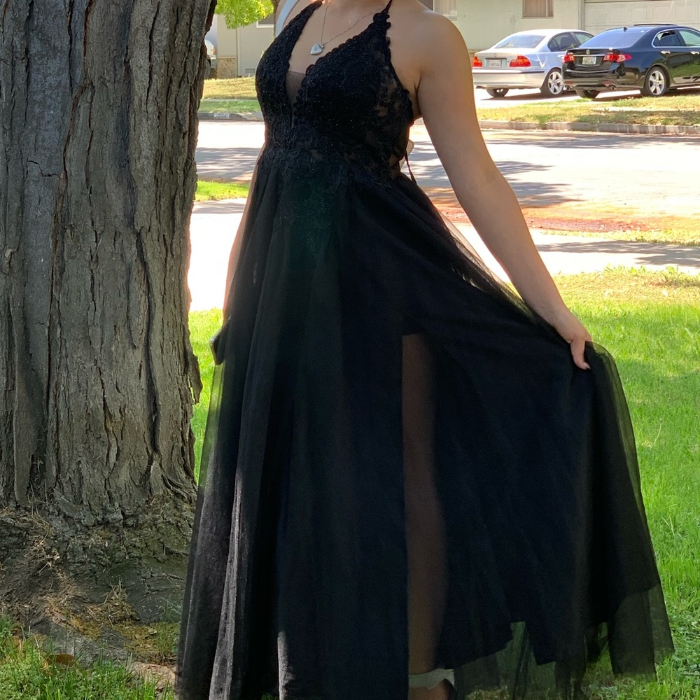 Black prom dress
